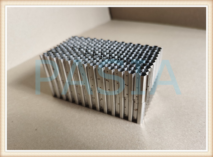 SS304 High Power Stainless Steel Honeycomb Core For Laser Cutting Machine